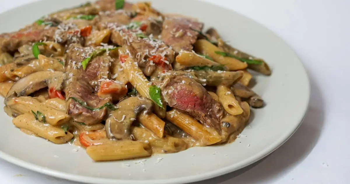 steak alfredo